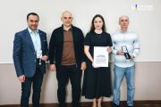 Леонід Ніколаєнко вручив почесні відзнаки сумським волонтерам за вагомий внесок у підтримку ЗСУ та громади